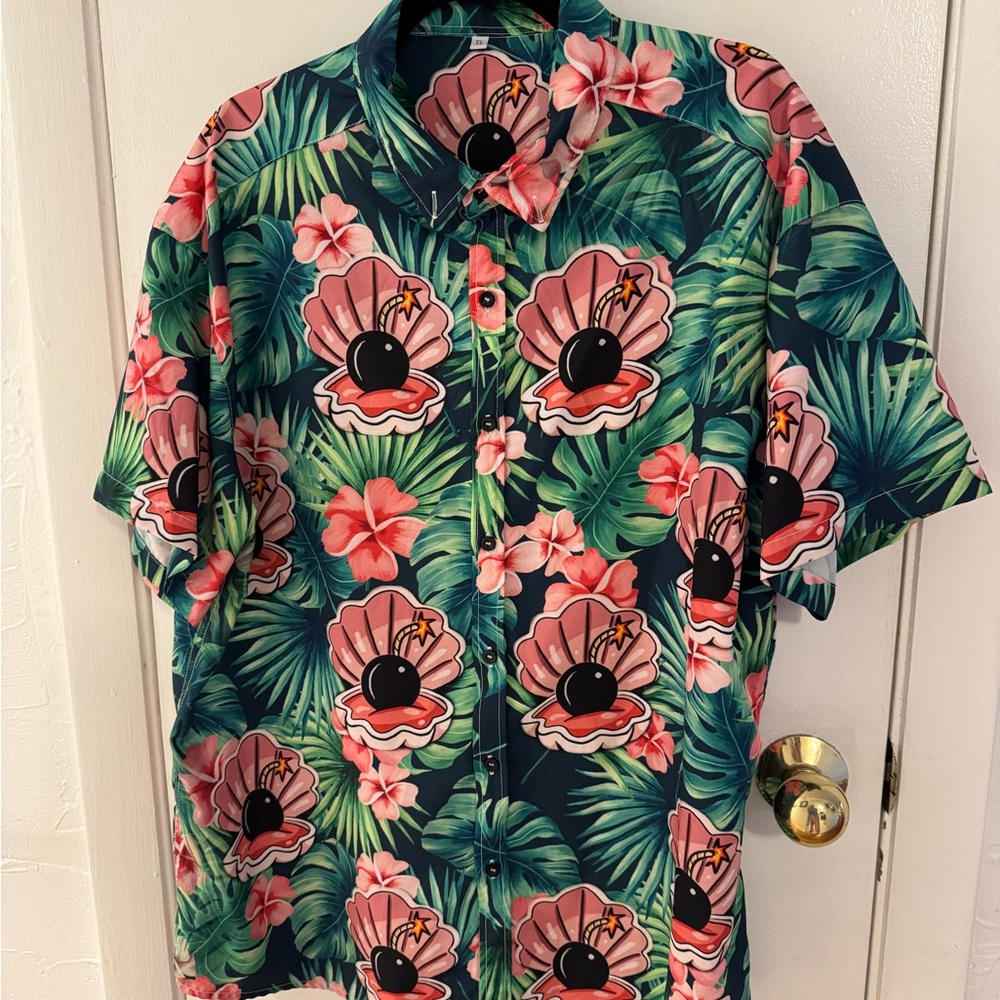 Bombshell Bombshells Custom Made Hawaiian Shirt Cheerleading Size XL